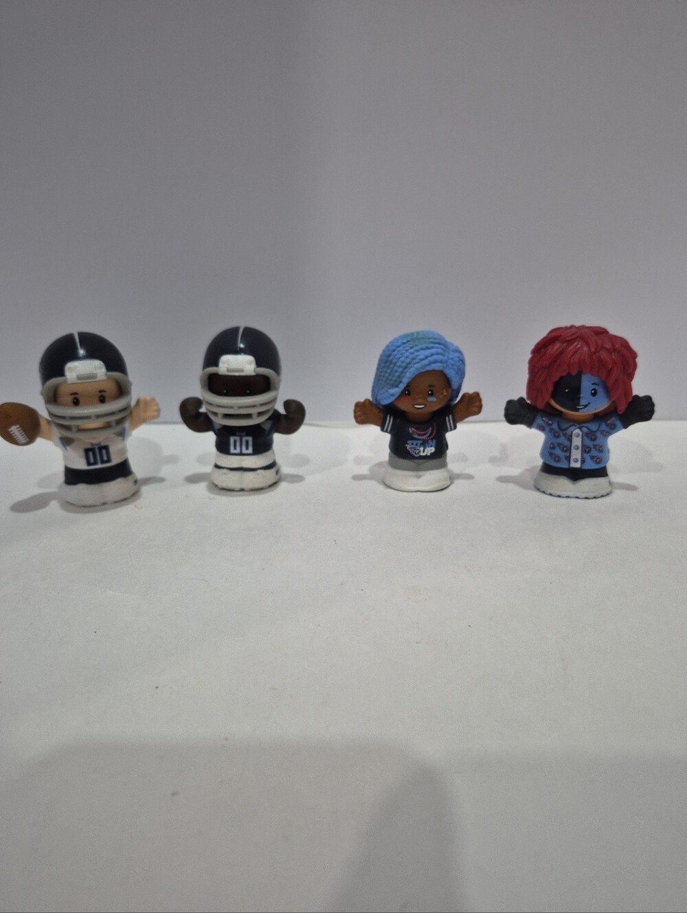 NFL Tennessee Titans Fisher Price Little People Fan Gear Collectible